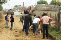 Aanleg_betonpad-zigeunerkamp (4)